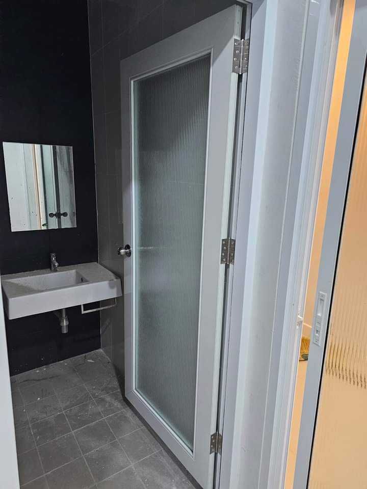 รับติดตั้งประตู